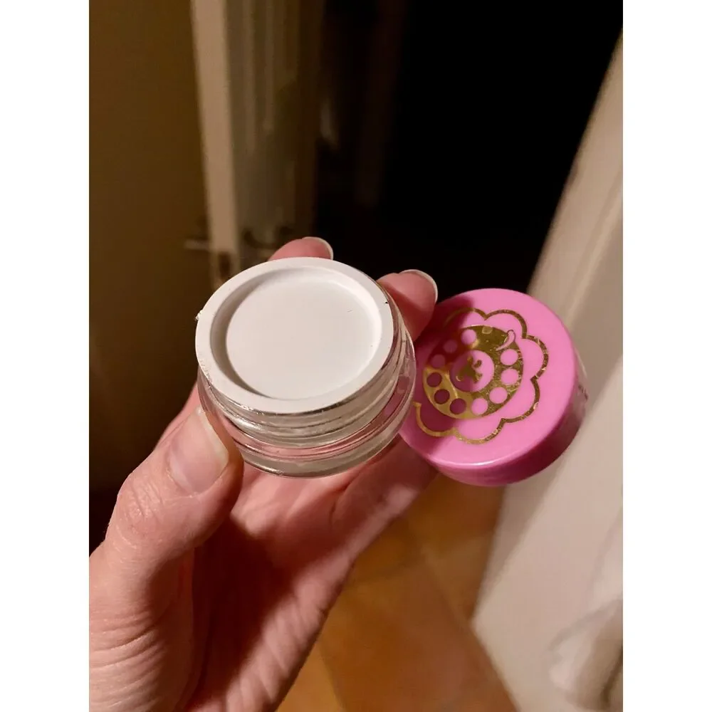 Trixie Cosmetics container and packaging